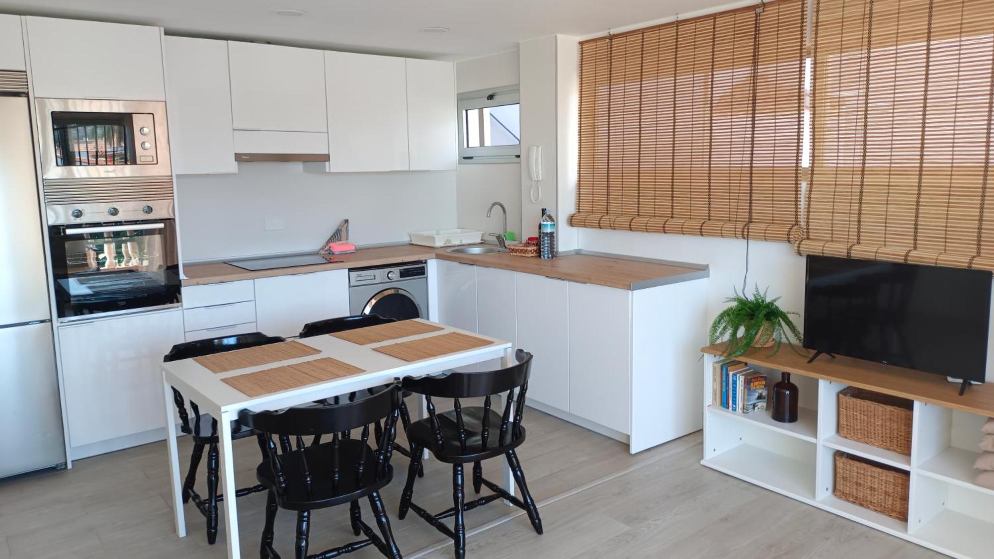 Apartamento Tajinaste Con Vistas Al Mar Y La Montana Y Wifi Gratis Los Realejos Room photo